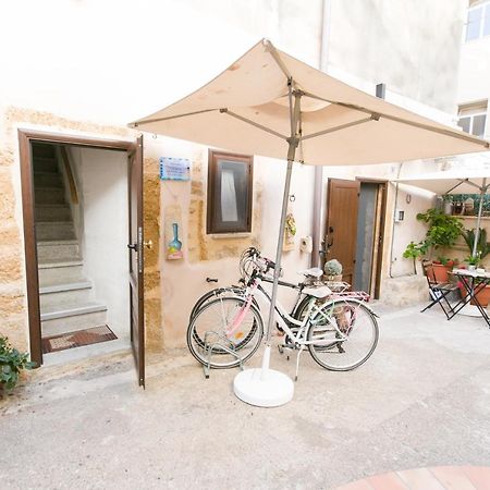 Bed and Breakfast Casa Giulia Augusta Exterior foto